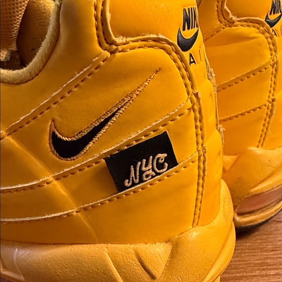 Nike Air Max 95 ‘City Special NY Taxi - Picture 10 of 10
